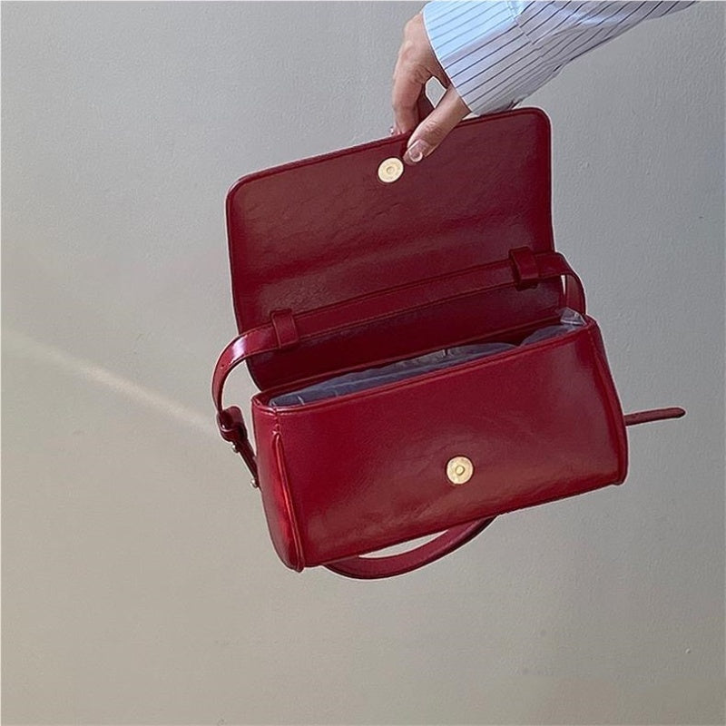 Retro Wine Red Underarm Bag