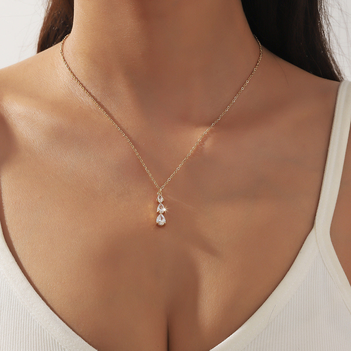 Simple Zircon Clavicle Chain All-matching Graceful Water Drop Pendant Necklace