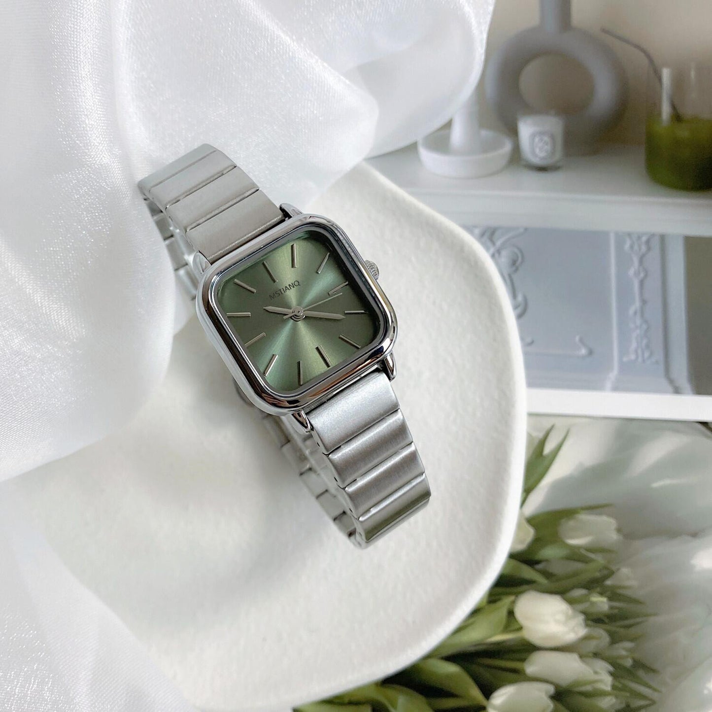 Simple Steel Belt Quartz Women's Watch