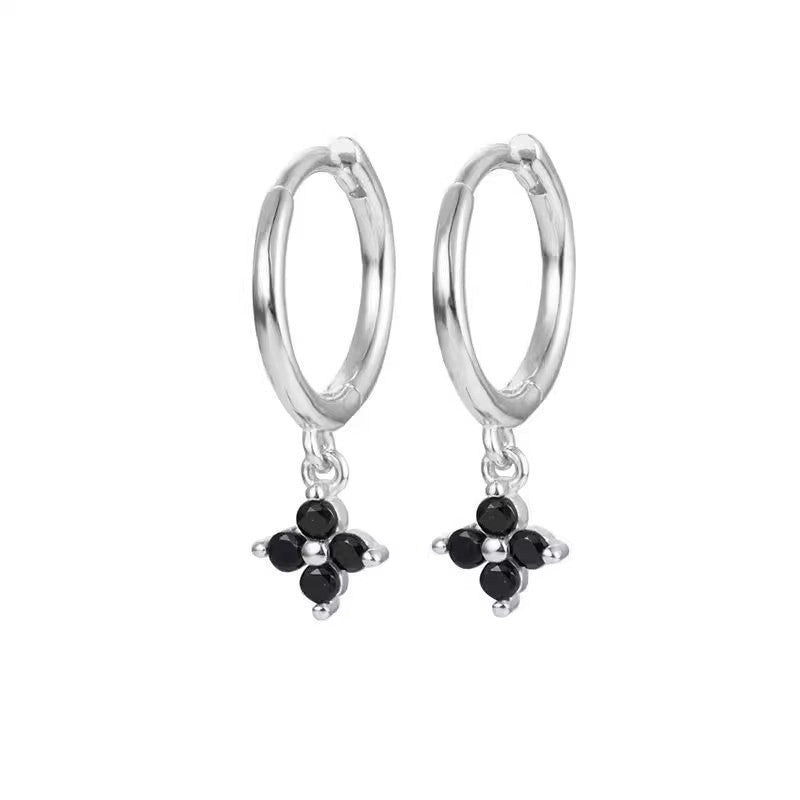 S925 Sterling Silver Temperamental Earrings Elegant Black Four-leaf Flower