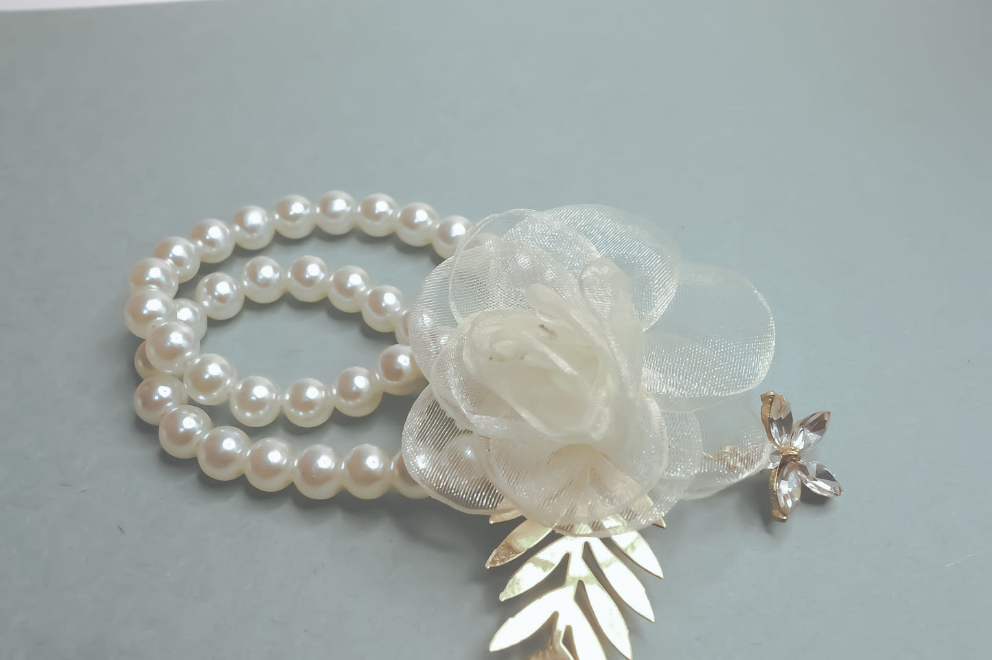 Mesh Flower Wrist Corsage