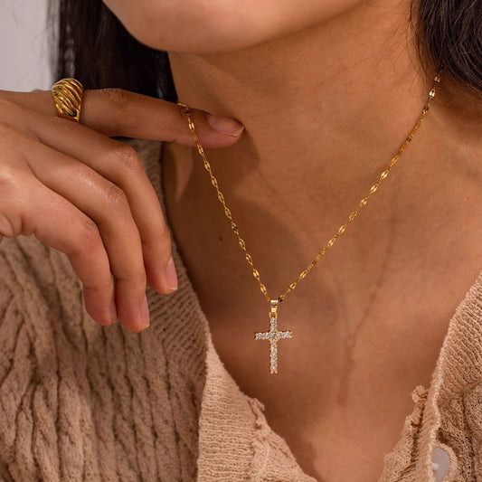 Women's Fashion New Inlaid Cross Pendant