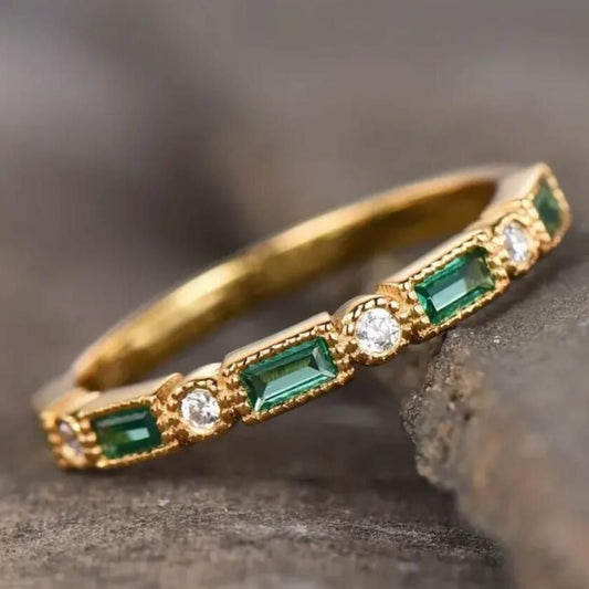 High-grade Emerald Ring