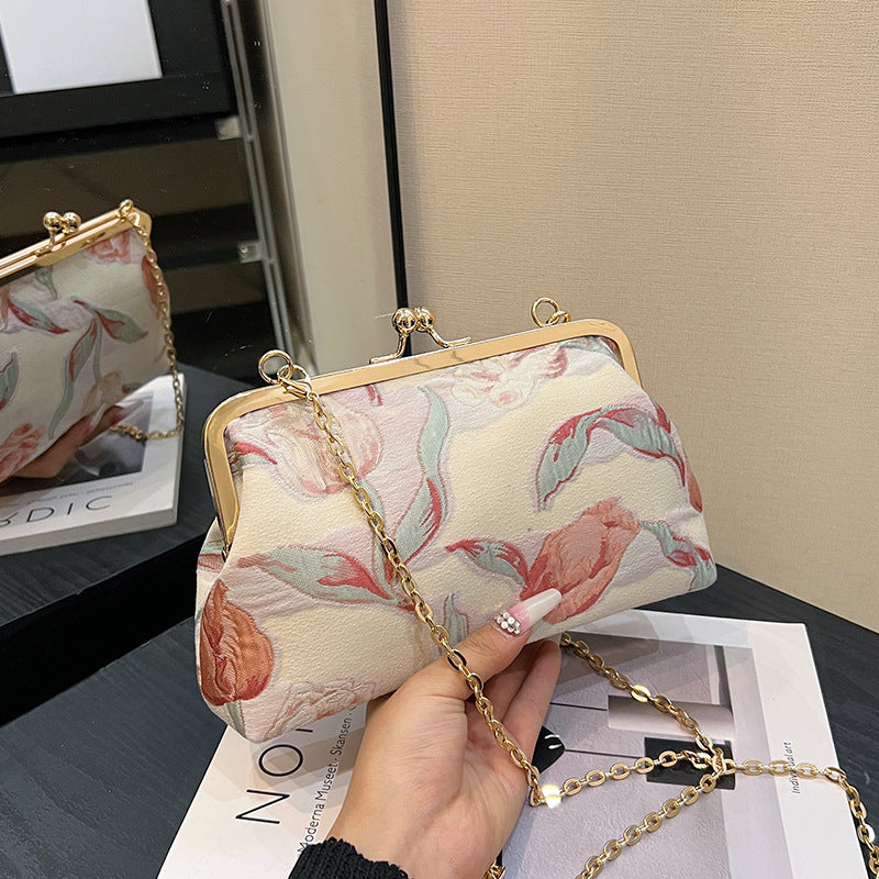 Shell Chain Flower Shoulder Bag