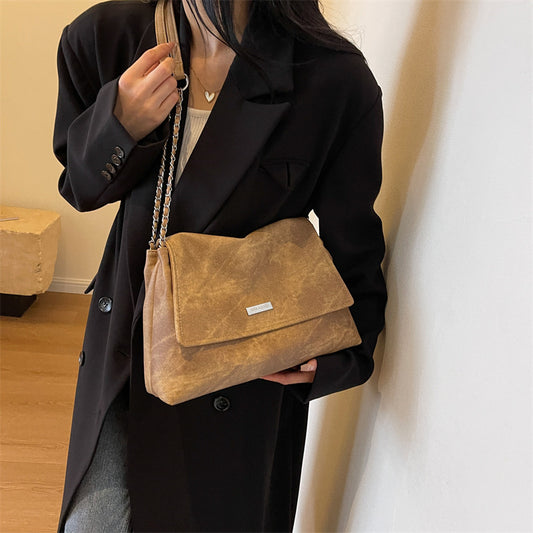 Texture Chain Shoulder Bag