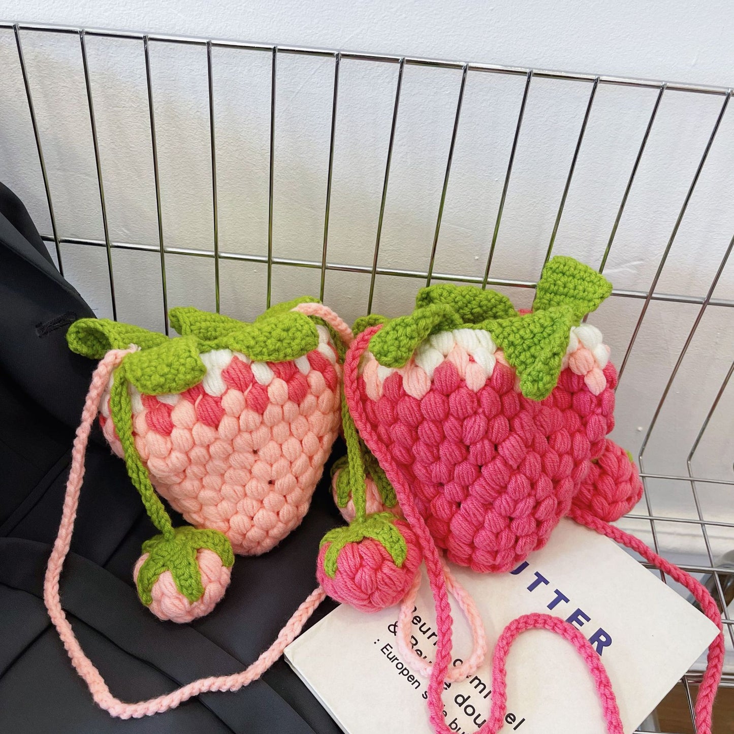 Wool Crochet Gradient Strawberry Shape Bag