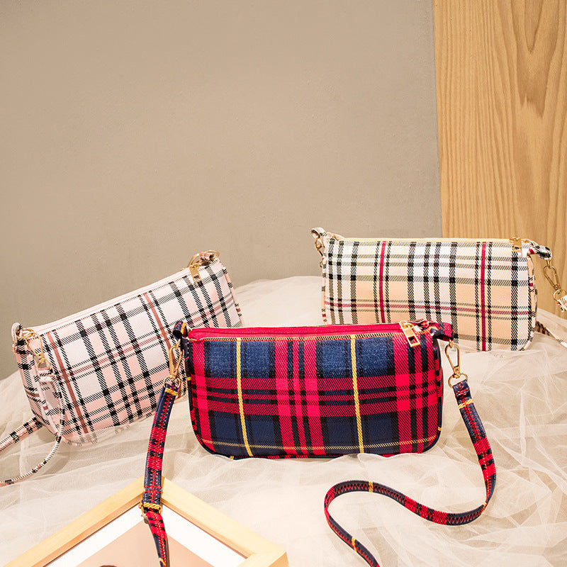 Cute Plaid Shoulder Bag