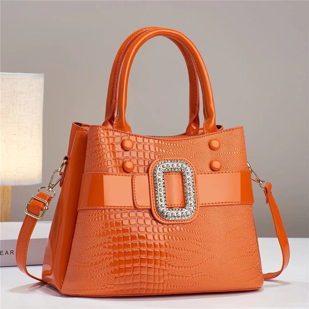 Simple Elegant Large Capacity Women's Handbag