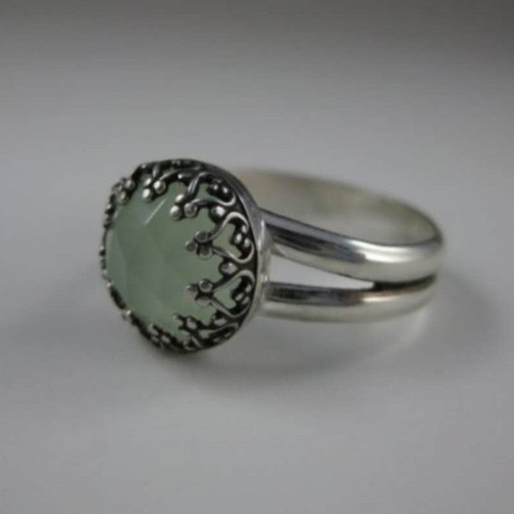 Retro Round Emerald Ring