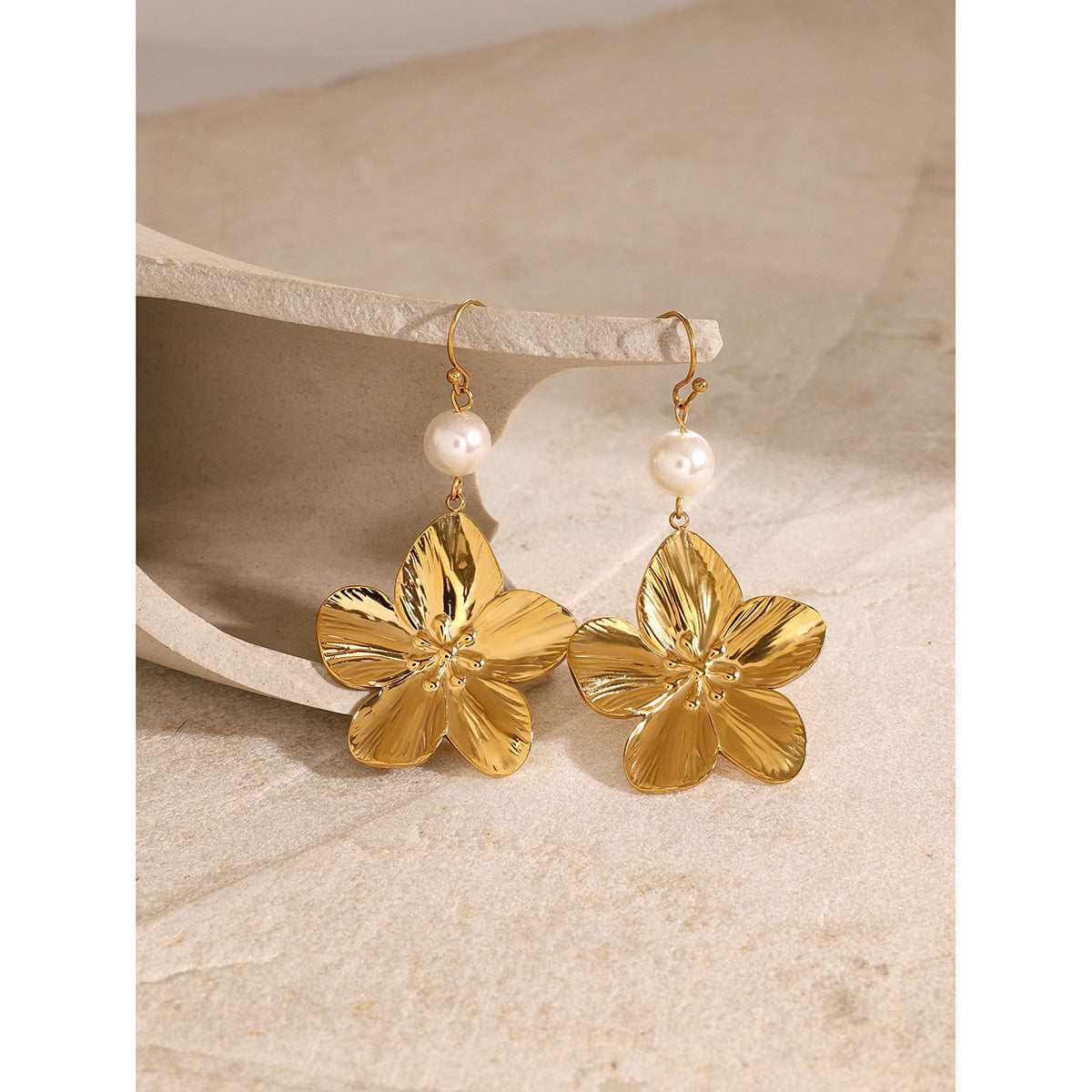 Ins18k Gold Stainless Steel Flower Earrings