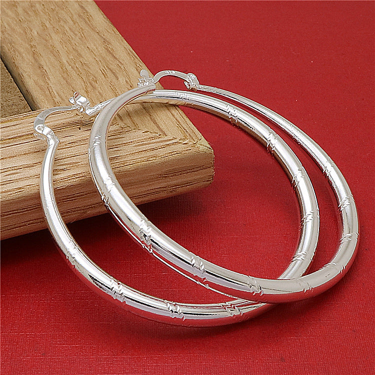 Women's Retro Circle Pattern Large Earrings