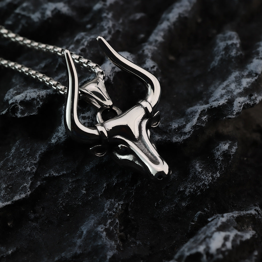 Men's Personalized Smooth-Surface Animal Ox-Head Necklace Pendant
