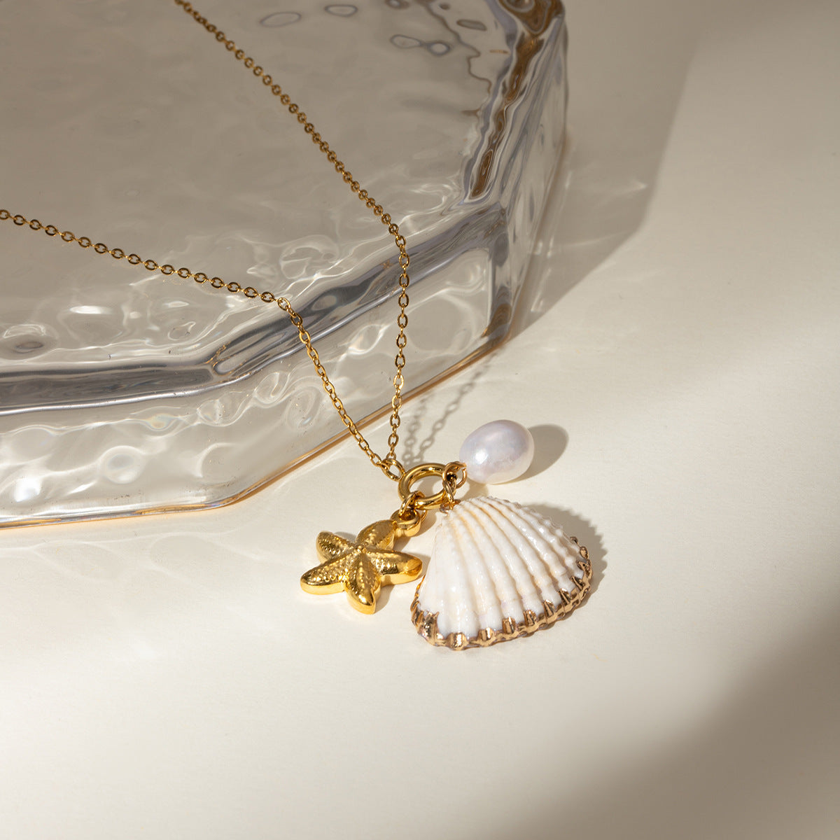 Fashionable And Versatile Starfish Shell Necklace