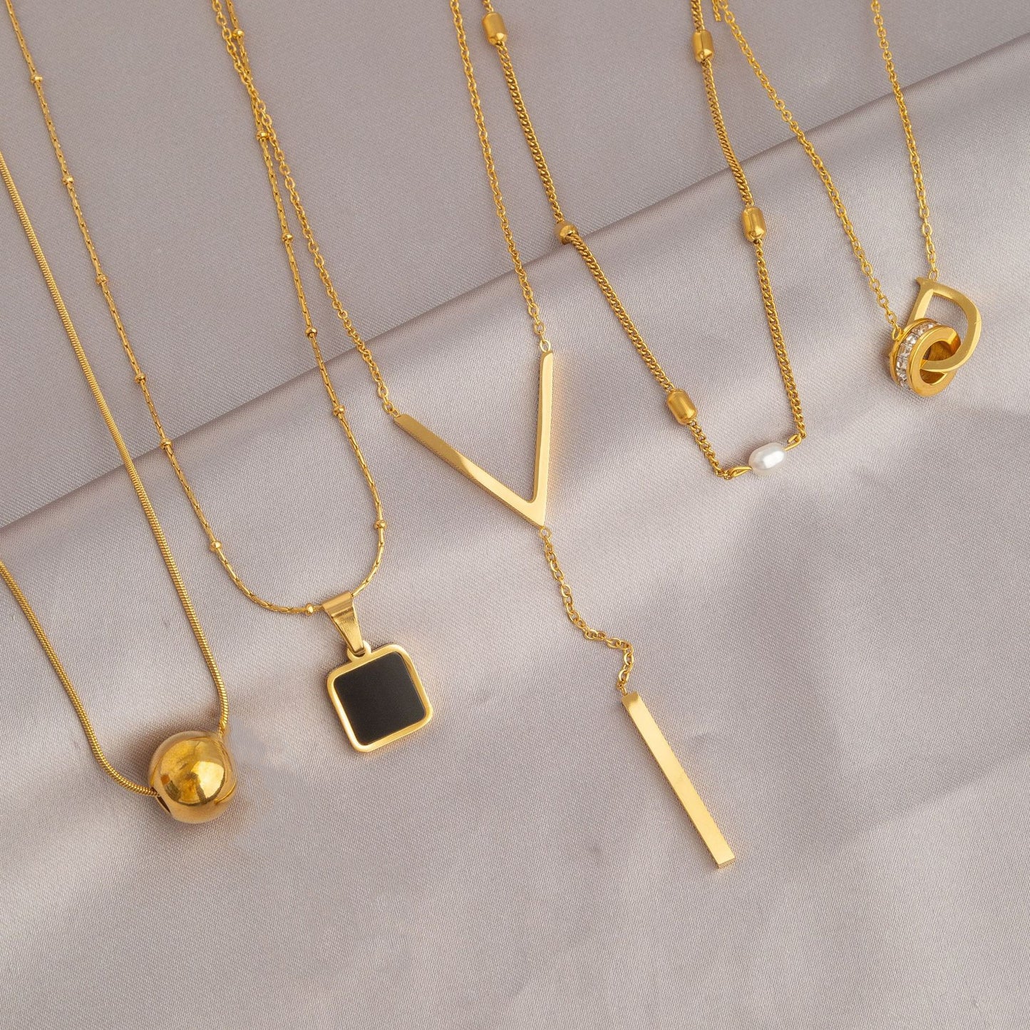 Non-fading Light Luxury High-grade All-match Clavicle Chain Necklace