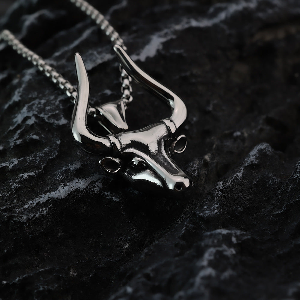 Men's Personalized Smooth-Surface Animal Ox-Head Necklace Pendant