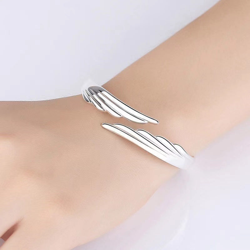 Women's Stylish Opening White Copper Silver-plated Bracelet Angel Wings