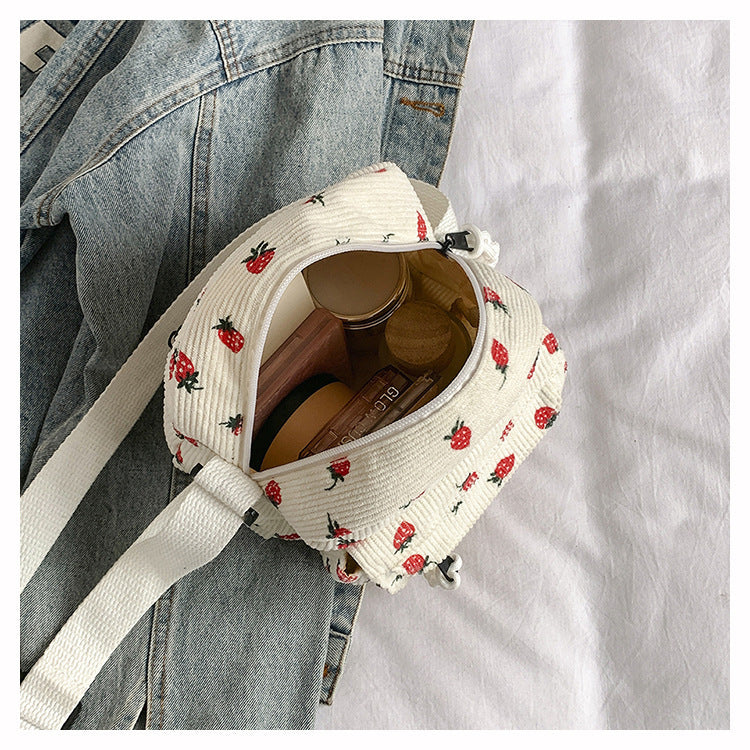 Women's Strawberry Printing Bag