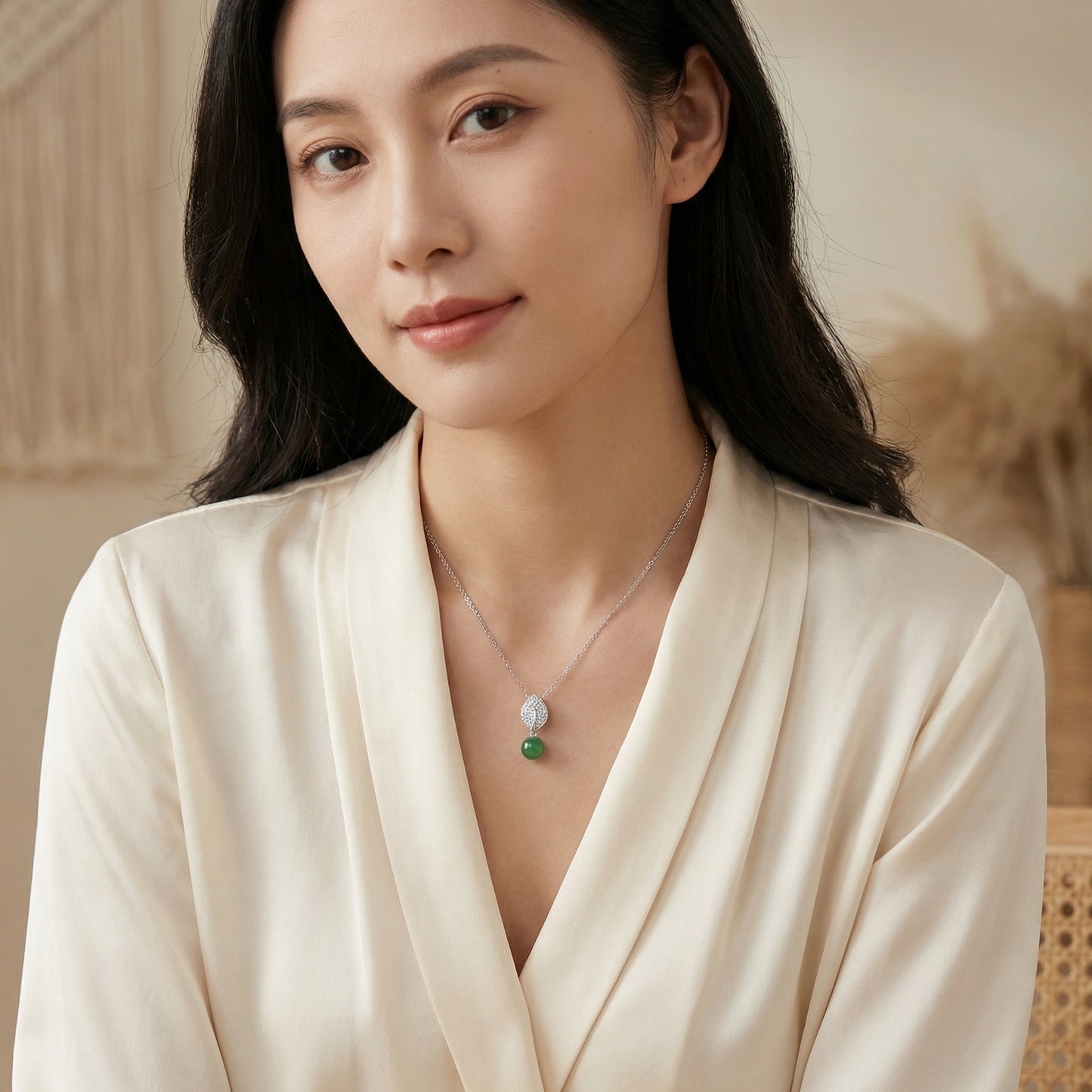 925 Sterling Silver Elegant Silver Necklace featuring a Green Jade Bead and Sparkling Diamond Leaf Bail