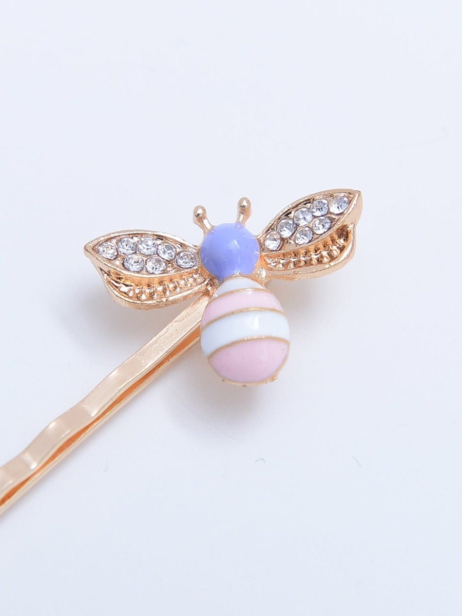 Bee Decorated Hair Clip