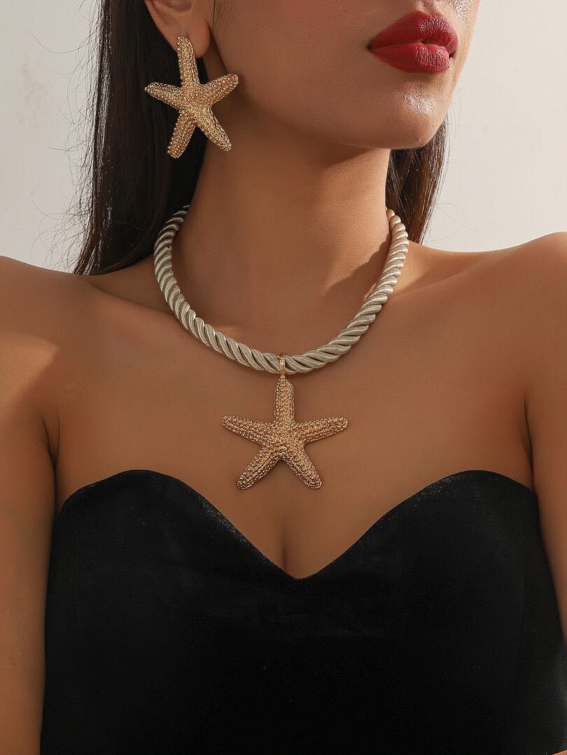 Starfish Pendant Necklace And Earrings Set